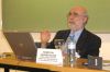 "Internet es la revoluci�n m�s importante desde la imprenta y va a sacar el poder a los editores", afirma Rosental Alves.